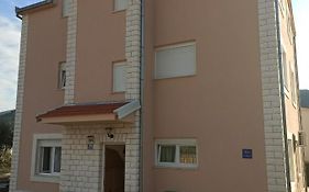 Apartments Ana